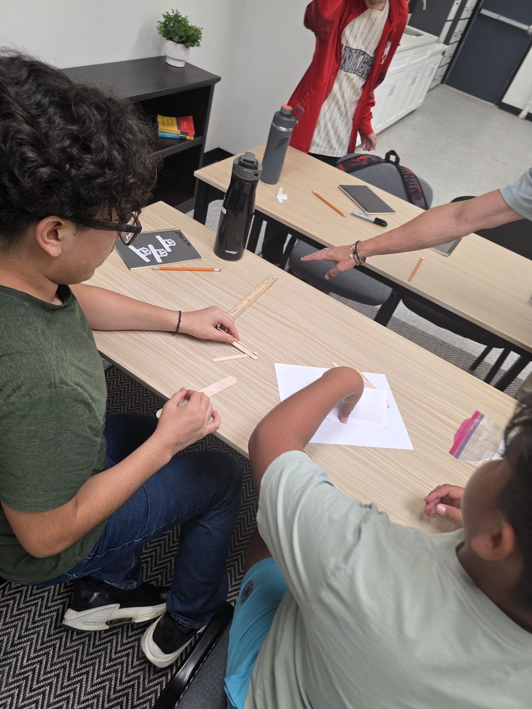 Hands-on project work at the tables